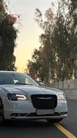 کرایسلەر 300